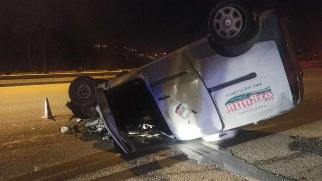 Sincan - Ayaş yolunda otomobil takla attı: 2 yaralı
