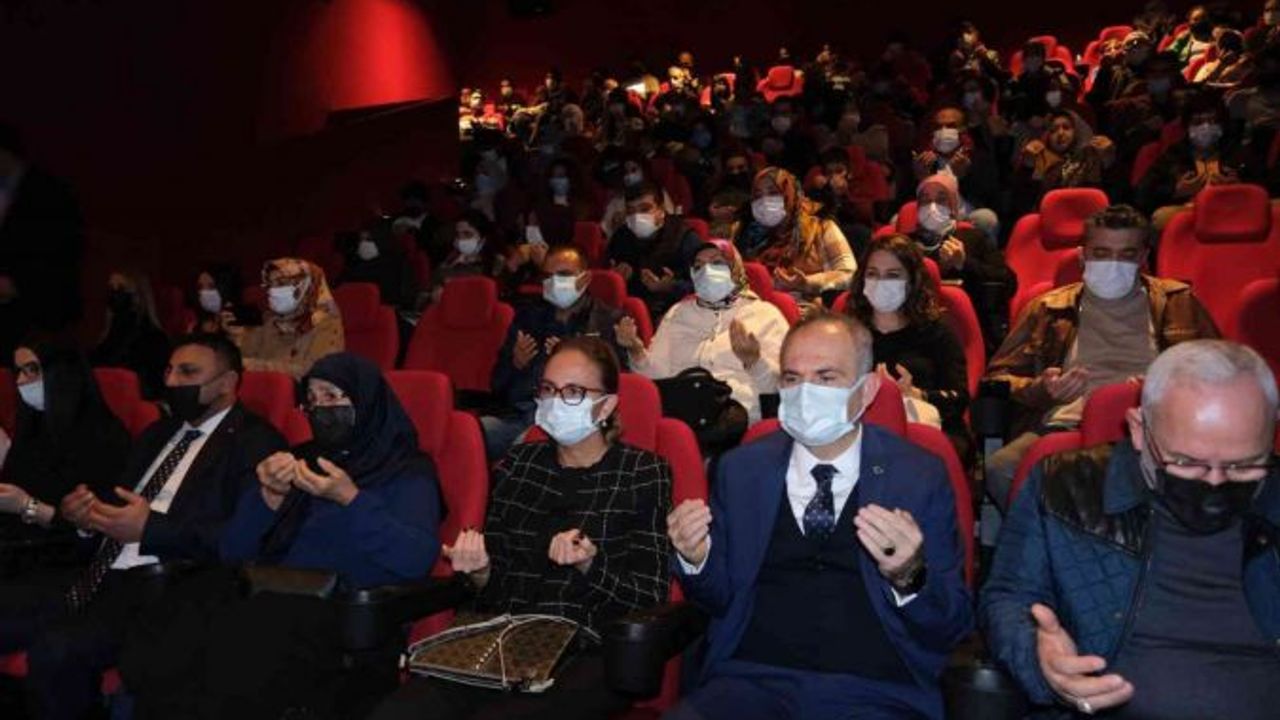 İskenderun’da şehit aileleri ’Kesişme: İyi ki varsın Eren’ filmini izledi