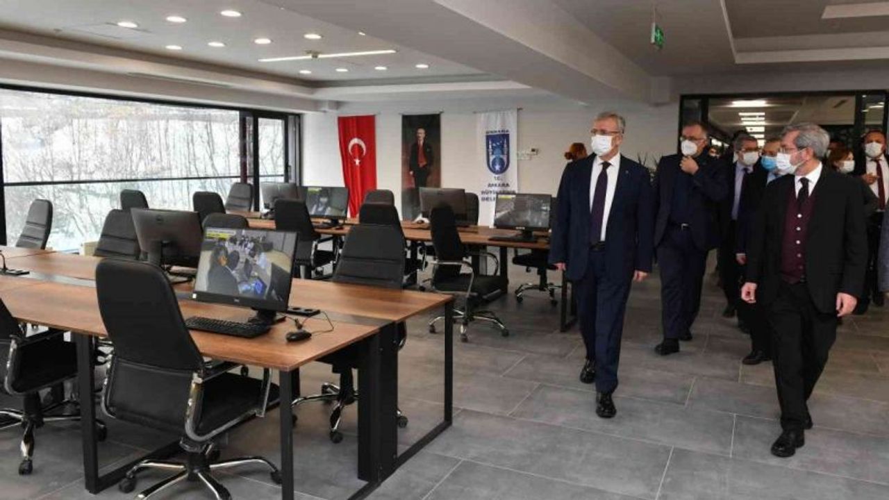 Mansur Yavaş üniversite rektörleriyle bir araya geldi