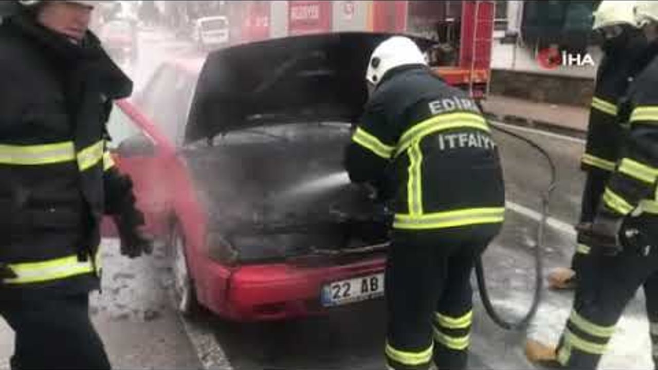 LPG’si biten otomobilini benzine aldığı esnada alevler yükseldi