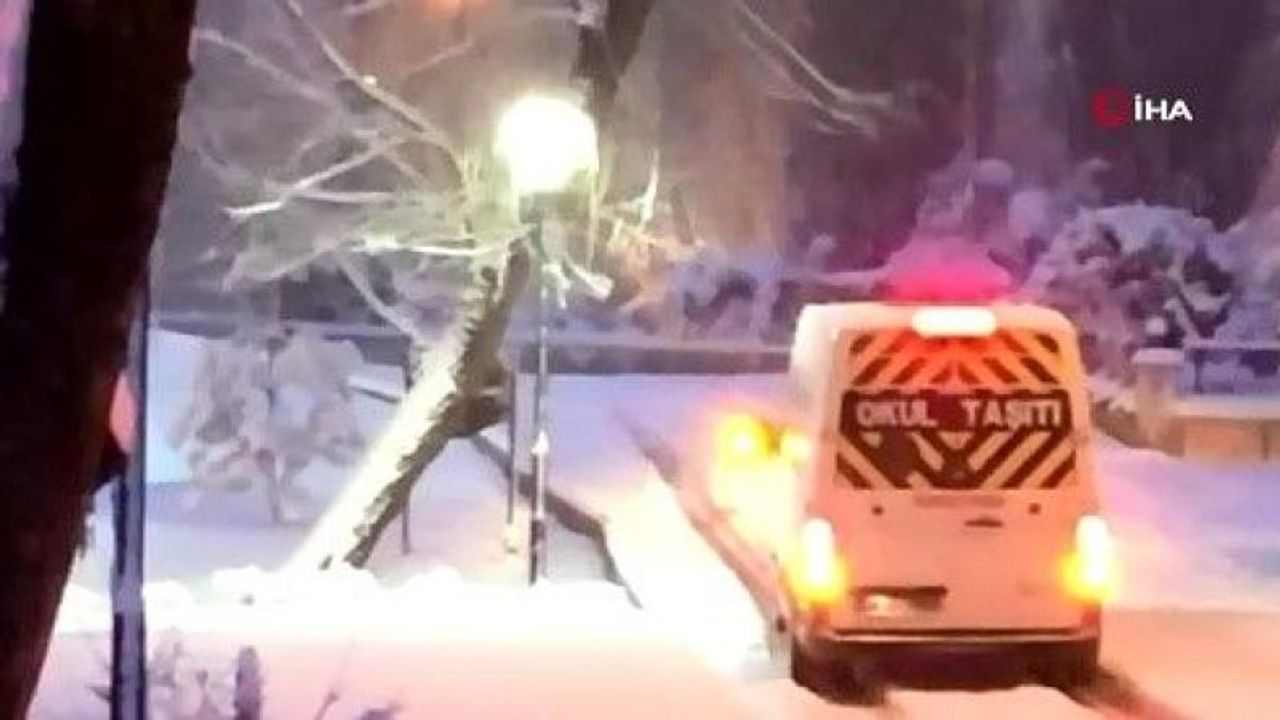 Çankaya'da okul servis araçları kar nedeniyle öğrencilere ulaşamadı