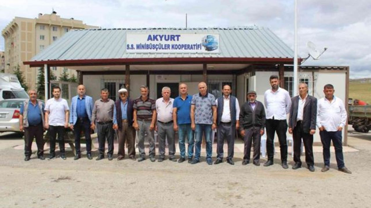 Akyurtlu minibüsçüler seri plakaya kavuştu
