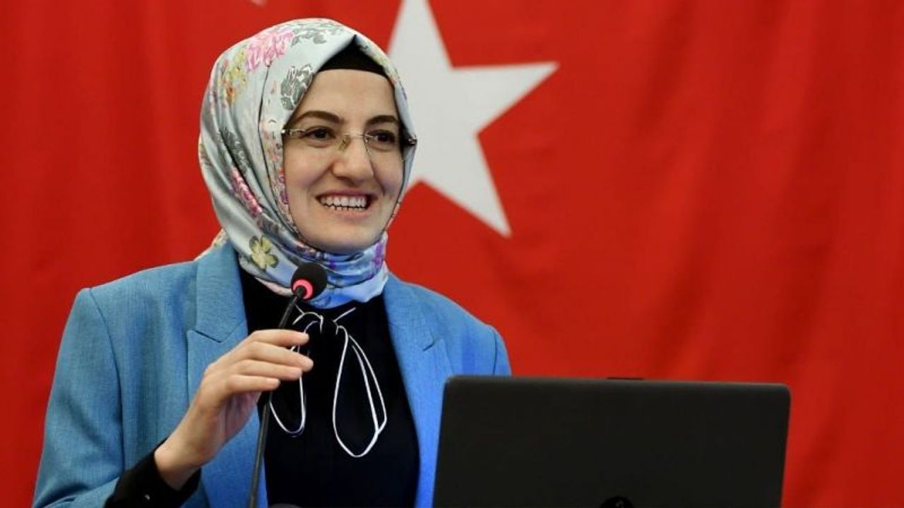 Akyurt Belediye Başkanı Hilal Ayık ortak canlı yayında Ankara Meydanı programına konuk oluyor