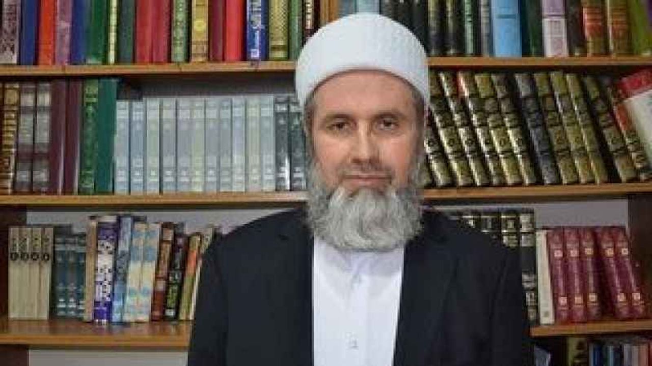 Abdulkuddus yalçın kimdir? kaç yaşında? nereli? kitapları nelerdir? Abdulkuddus yalçının biyografisi