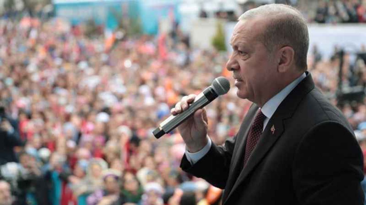 Cumhurbaşkanı Erdoğan: "Kılıçdaroğlu'nun görevi sadece mutfakta video çekmek, sahnede kalp yapmak"