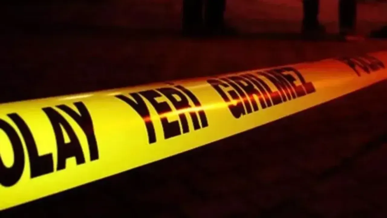 Ankara’da Otomobil ile Ticari Araç Çarpıştı: 3 Kişi Yaralandı