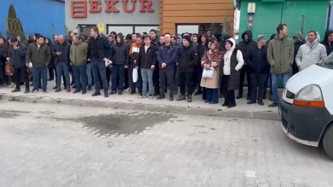 İşçilerin sendikal mücadelesi sürüyor: EKUR Et'te gerilim yükseliyor