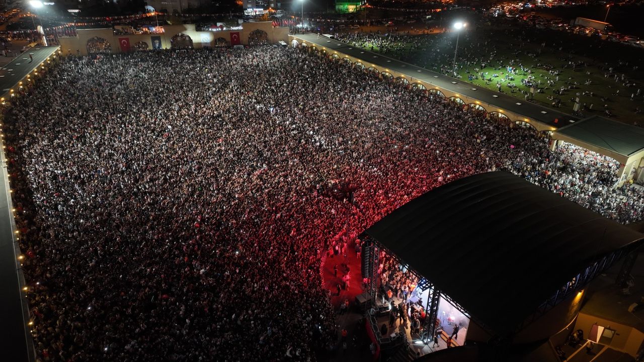 Etimesgut Belediyesi’nden Cumhuriyet Bayramı’na özel program: Hem açılış hem konser coşkusu!