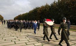 Emniyet Genel Müdürü Mehmet Aktaş başkanlığındaki heyet, Anıtkabir’i ziyaret etti