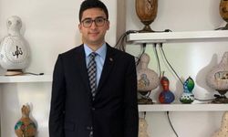 Türkiye'nin ilk Ermeni asıllı Kaymakamı Berk Acar oldu