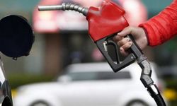 Benzine bu gece yarısından itibaren 75 kuruş indirim bekleniyor