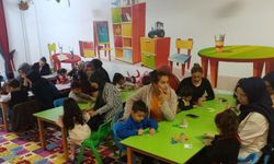 SİNCAN ANNE ÇOCUK OYUNEVLERİ DEPREMZEDE ÇOCUKLARI BEKLİYOR SİNCAN BELEDİYESİ DEPREM BÖLGESİNDEN GELENLERE KAPILARINI AÇTI