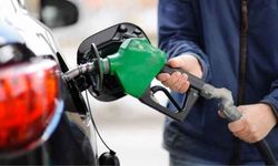 Bu gece yarısından itibaren Benzine zam gelmesi bekleniyor