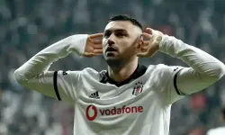 Burak Yılmaz, futbolu bıraktığını açıkladı!