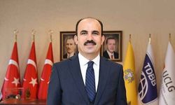 Konya Büyükşehir Belediye Başkanı Uğur İbrahim Altay, afet bölgesi hizmet özel ödülünün sahibi oldu