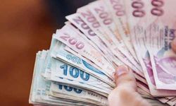 Dolar fırladı asgari ücret düştü