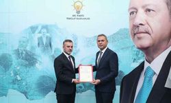 Mehmet Şarani Tavlı kimdir? AK Parti Alanya ilçe başkanı Mehmet Şarani Tavlı kimdir? Nereli, ne iş yapar?