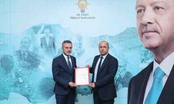 Tarsus İlçe Başkanlığına atanan İlker Uyar kimdir? İlker Uyar kaç yaşında? nereli? evli mi? kariyer hayatı?