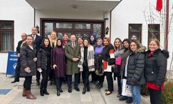 AK Parti Altındağ Belediye Başkan Adayı Veysel Tirayki, kadınlarla ilçedeki eğitim merkezinde buluştu!