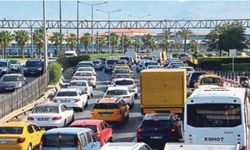 Temmuzda Trafiğe 276 Bin 615 Yeni Araç Kaydedildi