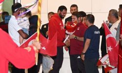 Paralimpik Sporcular Ankara’da Coşkuyla Karşılandı