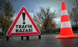  Keçiören'de Motosikletin Yayalara Çarpması Sonucu İki Kişi Ağır Yaralandı