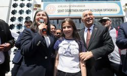 Fethi Yaşar, Yenimahalle'deki bahar şenliğine katılarak öğrencilerle buluştu
