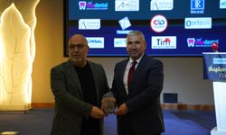 Başkente Değer Ödülleri'nde Yılın En İyi Çıkış Yapan STK Ödülü Kaptan Mustafa Can'a geldi