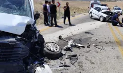 Sincan'da kafa kafaya çarpışma: 1 ölü, 1 yaralı