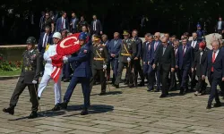 Cumhurbaşkanı Erdoğan ve devlet erkanı 30 Ağustos Zaferi'nin 103. yıl dönümünde Anıtkabir'de