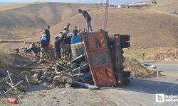 Beypazarı Kırbaşı Yolu’nda korku dolu anlar: Freni boşalan kamyon devrildi