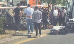 Ankara’da kontrolden çıkan otomobil refüje devrildi: 1 yaralı
