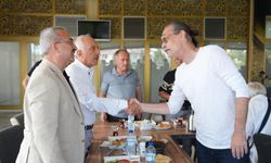 Başkan Beşikçioğlu, Çorumlu vatandaşlarla kahvaltıda bir araya geldi