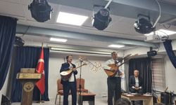 Hacı Ömer Tarman Anadolu Lisesi’nde aşıklık geleneği öğrencilere tanıtıldı