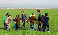 TÜİK "İstatistiklerle Çocuk 2025" Raporunu Yayımladı: Türkiye Nüfusunun Yüzde 24,8'i Çocuk