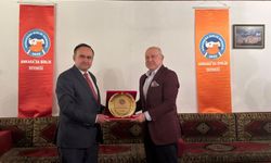 Ankara'da Birlik Sohbetleri'nin bu ayki konuğu Eğitimci Yazar Dr. Necati Yalçın oldu