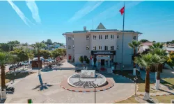 CHP’li Seferihisar Belediyesi’ne Rüşvet Operasyonu: Başkan Yardımcısı Gözaltında