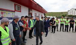 Başkan Çetin Belediye Personeliyle Bayramlaştı