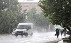 Meteoroloji'den Ankara İçin Kıritik Uyarı: Sıcaklar Aniden Düşüyor , Şiddetli Yağmur Geliyor