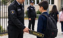Okullarda Yeni Dönem Hazırlığı Başladı: " 81 ilde okullara 30 bin güvenlik görevlisi alınacak."