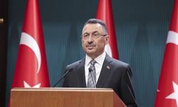 FUAT OKTAY: “İç siyasette sıkıştıkça Cumhurbaşkanımız Erdoğan’ı hedef gösterme acziyeti içerisine düştüler”