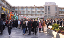 Gölbaşı’nın Yeni Buluşma Noktası Yıldırım Port Kapılarını Açtı