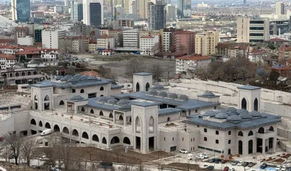 Ankara Ulus’ta yıllardır beklenen proje tamamlandı: Dolmuş durakları taşınıyor, kültür merkezi açılıyor