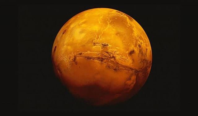 Mars'ta Sıvı Su Rezervuarı Keşfedildi!