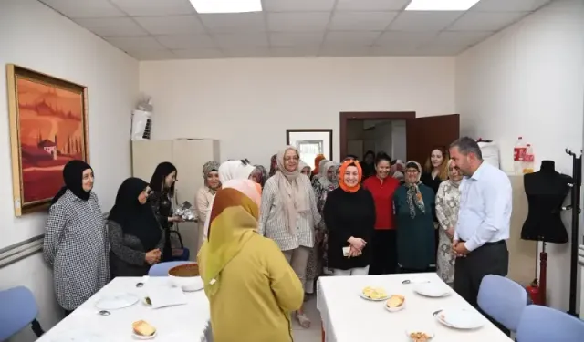 Kursiyerlerden Başkan Çetin'e Bat Yemeği İkramı