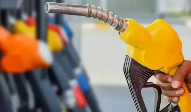 Benzin ve Motorin Fiyatları Yeniden Güncellendi: Tabelalar Değişti!