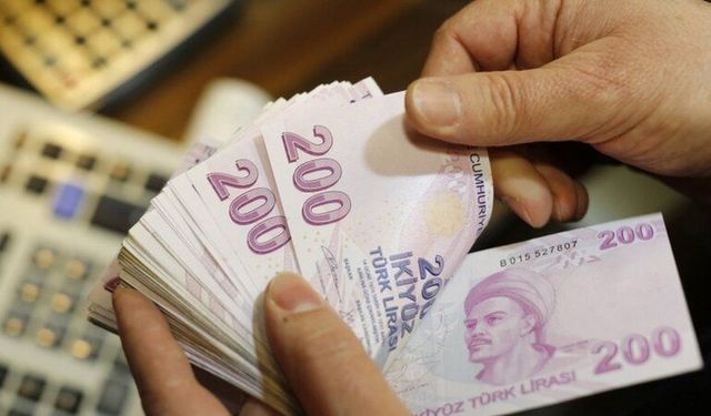 2 Milyon Çalışan Emekliye Kötü Haber: Maaşlardan Kesinti Yapılacak!