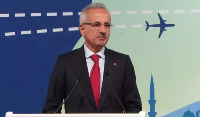 Ulaştırma ve Altyapı Bakanı Uraloğlu: “Havalimanlarımız 177 milyon 346 bin 498 yolcuya hizmet verdi”
