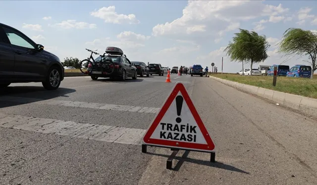 Ankara Keçiören’de ters yön kazası: 2’si çocuk 5 kişi yaralandı