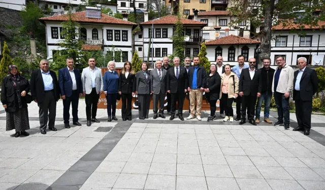 Mansur Yavaş’tan İpek Yolu çıkarması
